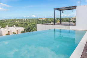 Trendy Tulum Escape Condo Breathtaking View from Rooftop Terrace Infinity Pool Great Decor